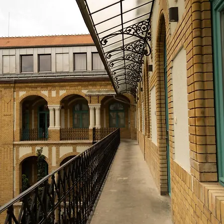Széchenyi Center Superior Aparthotel 5*